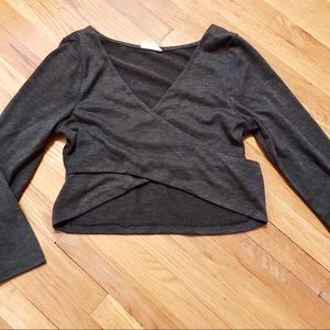 EUC long sleeve Tobi wrap crop top. size xs